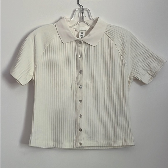 H&M Ivory Textured Button-Up Blouse - Picture 1 of 3
